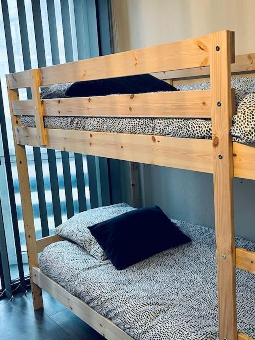 Grand T2 Renove, Plein Centre, 62 M² Apartment